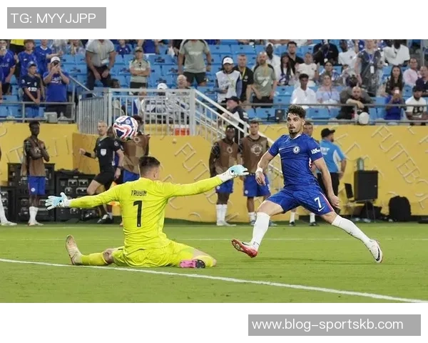 欧冠小组赛综述葡萄牙体育与卡拉巴赫表现突出本菲卡与贾府遭遇零分困境