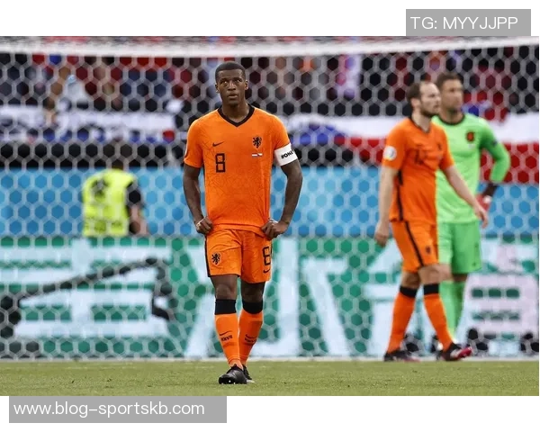 阿森纳第四球瞬间西蒙尼无奈双手插兜心如死灰的绝望时刻